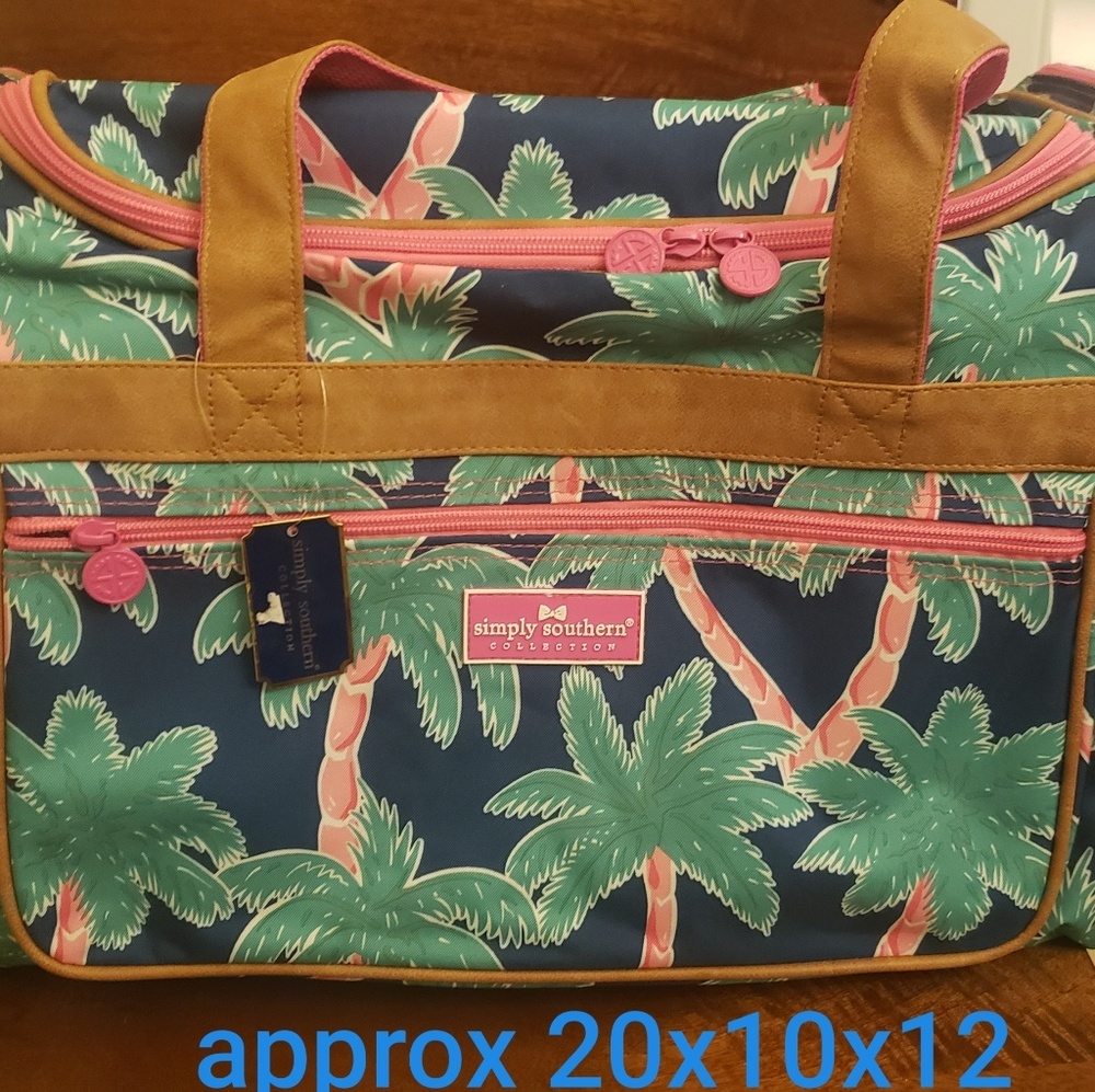 Simply Southern 🌴 Duffel Bag NWT